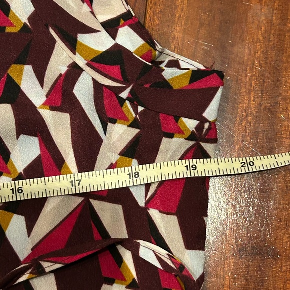 NWT Motherhood Maternity Abstract Geo Patterned - Picture 8 of 10